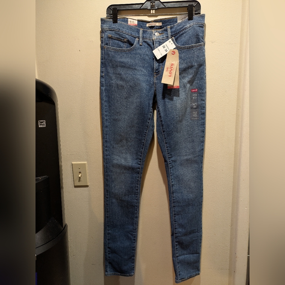 Levi's Women's Classic Blue Skinny Jeans Size 30w 34L